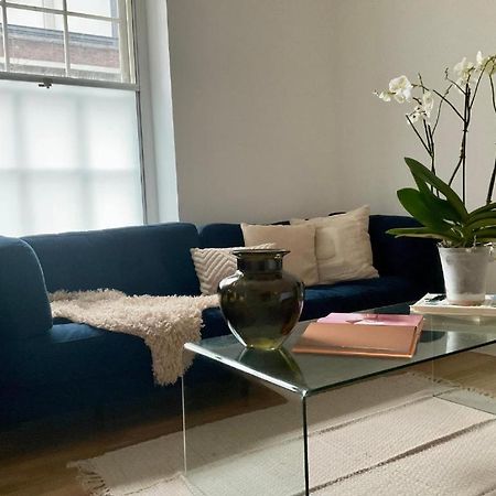 Soho London Accomodation Екстериор снимка